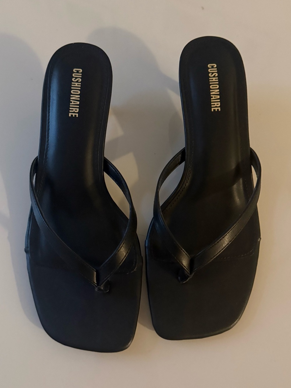 Women's Black Square-Toe Thong Sandals